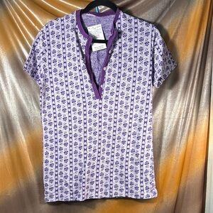 Vintage 70’s polyester Purple‎ Floral women’s  Shirt. GG